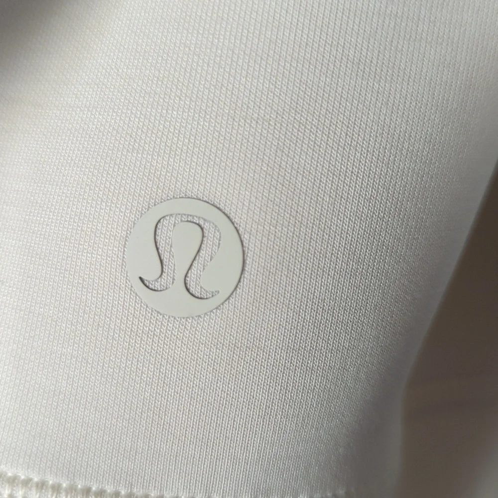 NWOT!! Lululemon Softstreme Full Zip Hoodie - Light Ivory - Size 8 - Picture 8 of 8